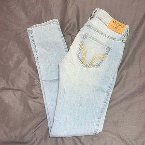 Hollister Super Skinny denim jeans size 00S